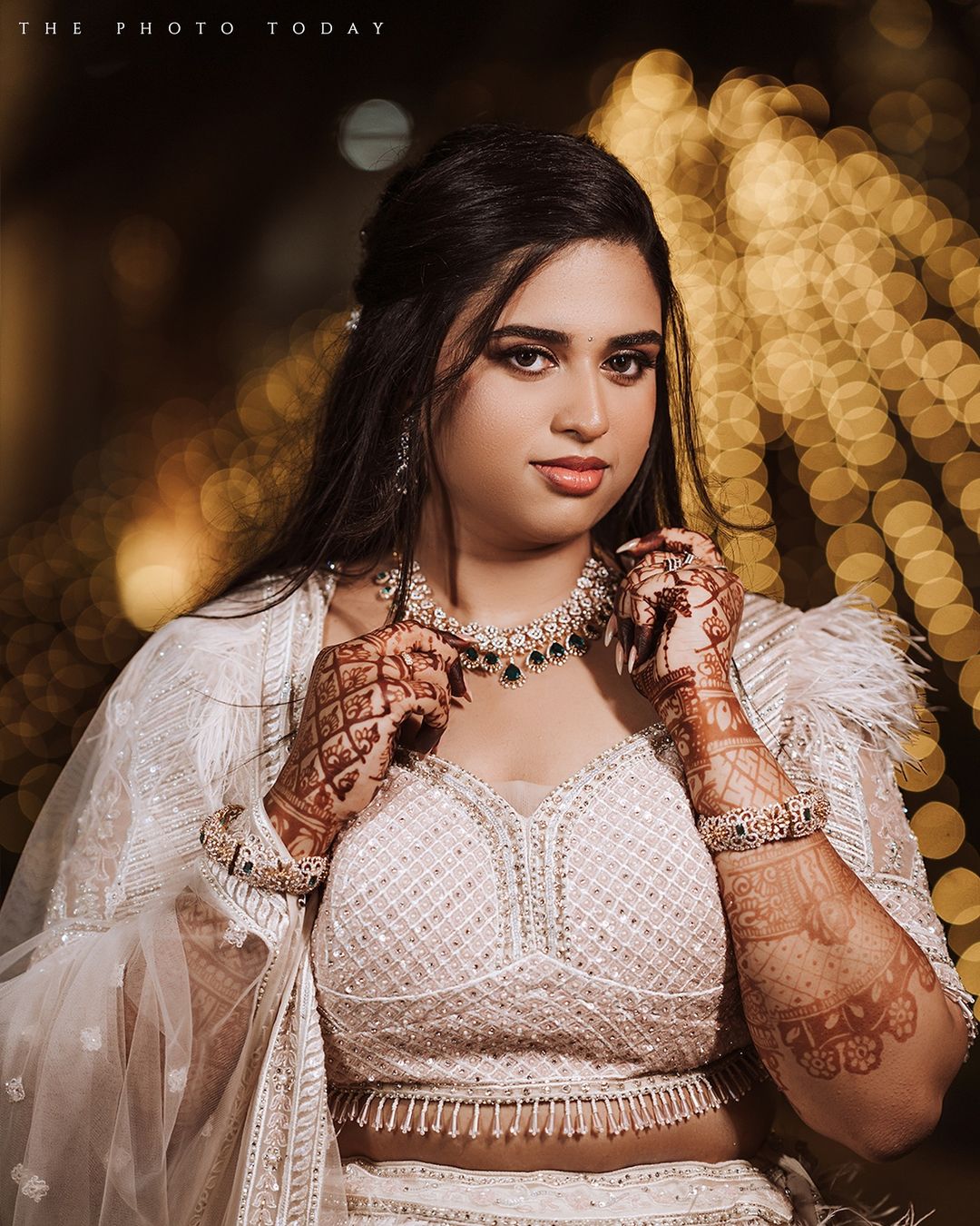 Swathi Kumaresh and Mani MDN's Enchanting Bridal Photoshoot by Phototoday Photography