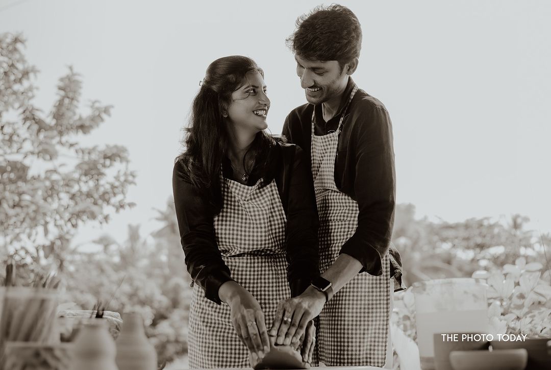 Capturing Love in Clay: Unique Couple Photoshoot in Kochi by Phototoday Photography