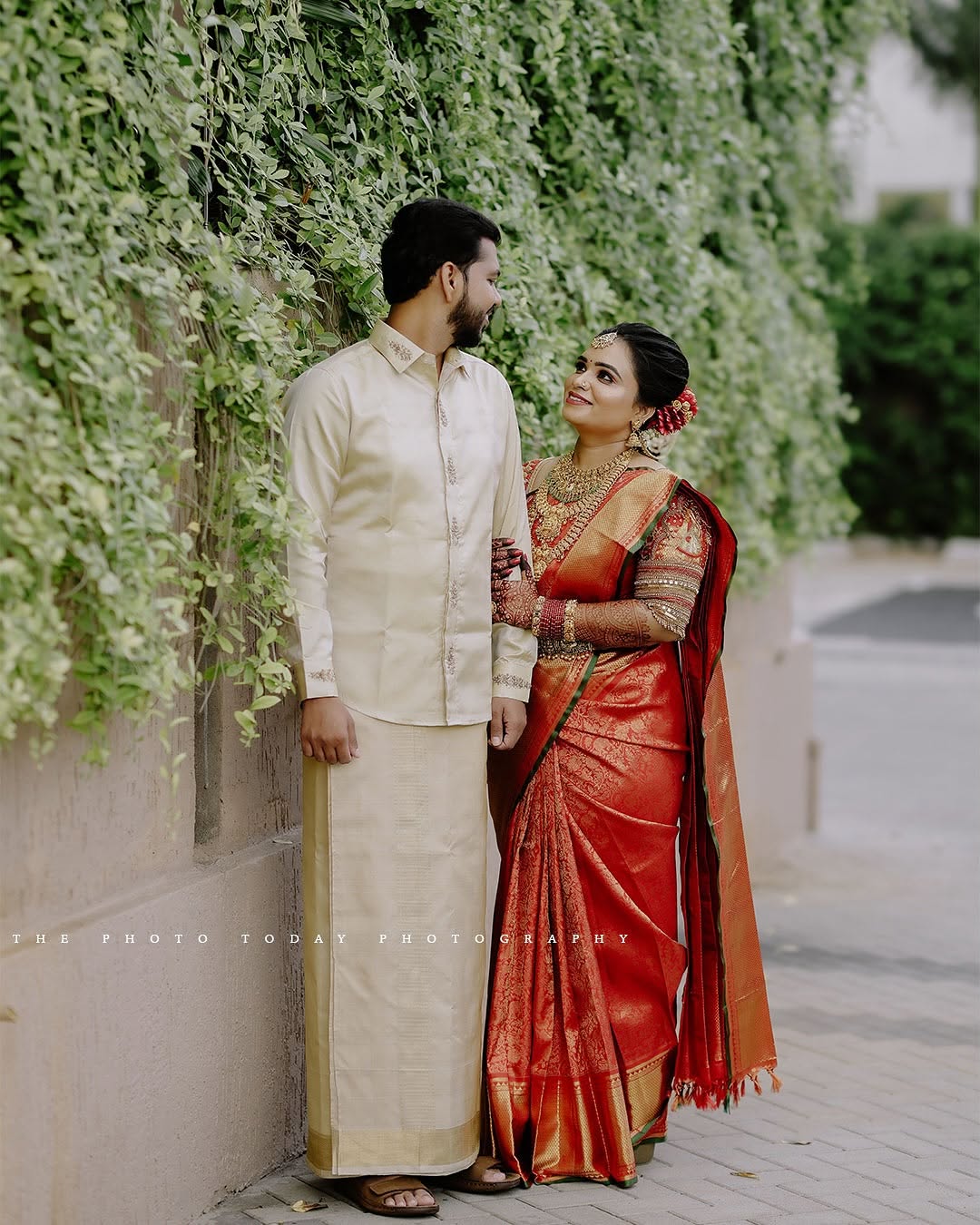 Sarath & Bujju's Enchanting Wedding Day: A Timeless Coimbatore Love Story 